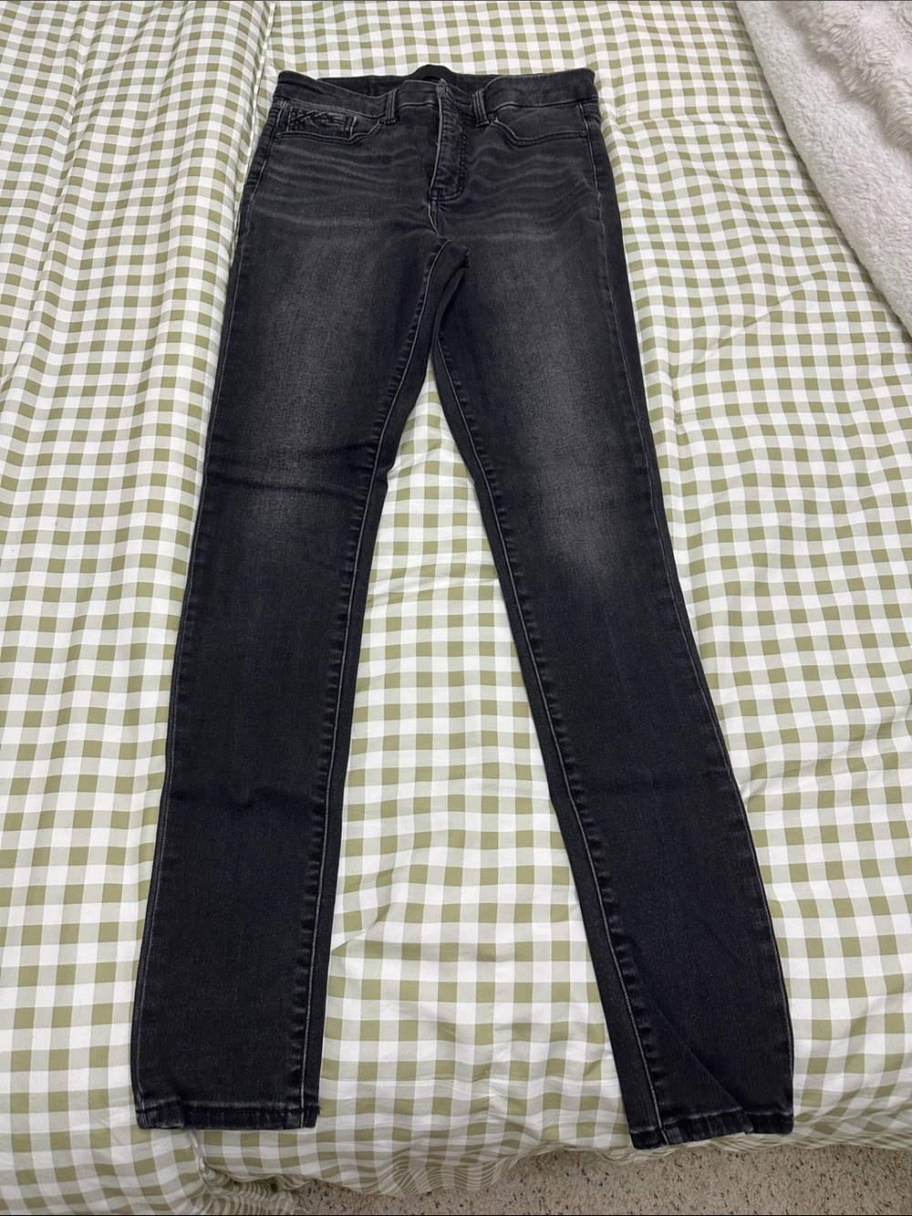 Buckle Women's Black Washed Skinny Jeans